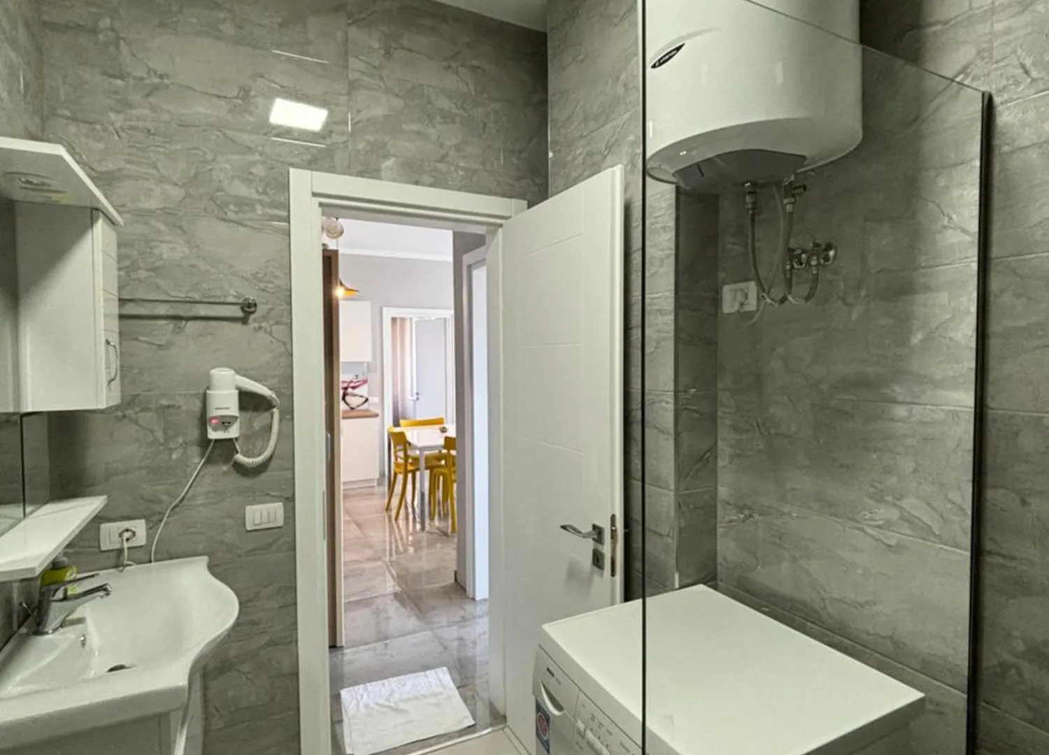 טיראנה Emma'S Apartments 0*,